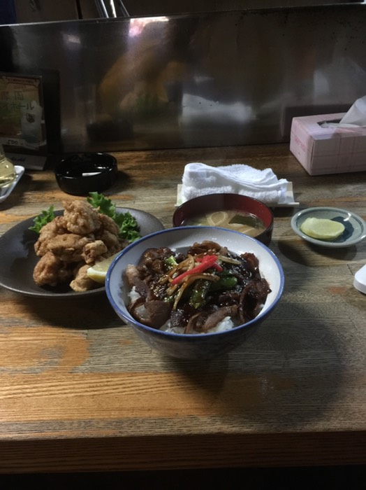 ジンギスカン丼とザンギ