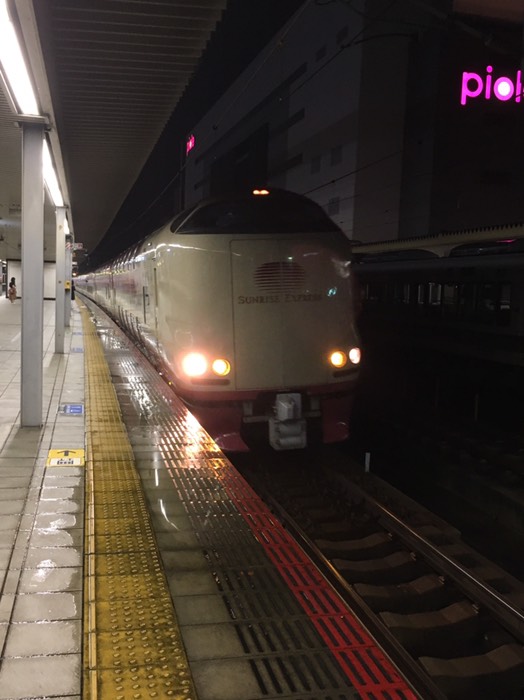 サンライズ瀬戸