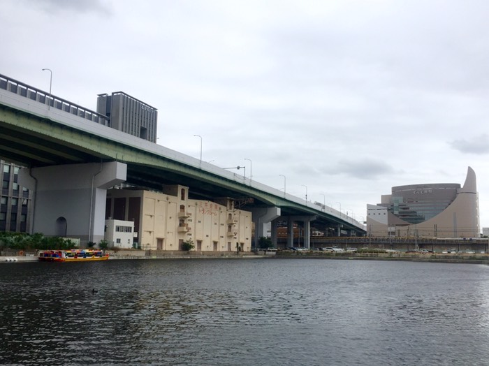 名古屋高速5号万場線高架下の三井倉庫