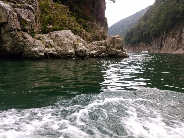 瀞峡ウォータージェット船より