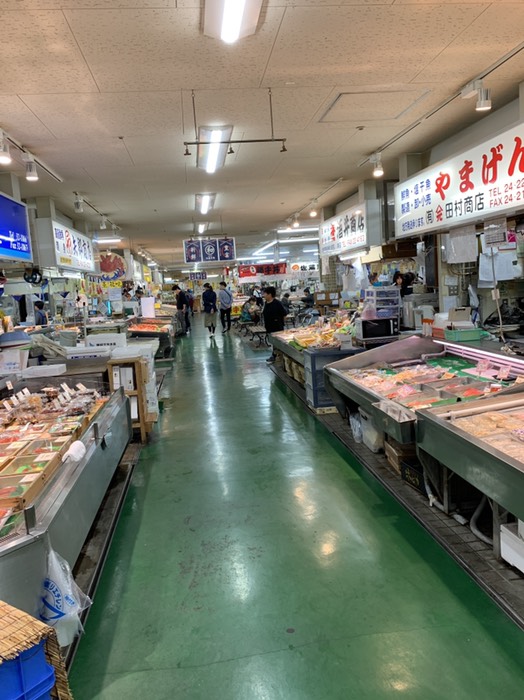 和商市場館内