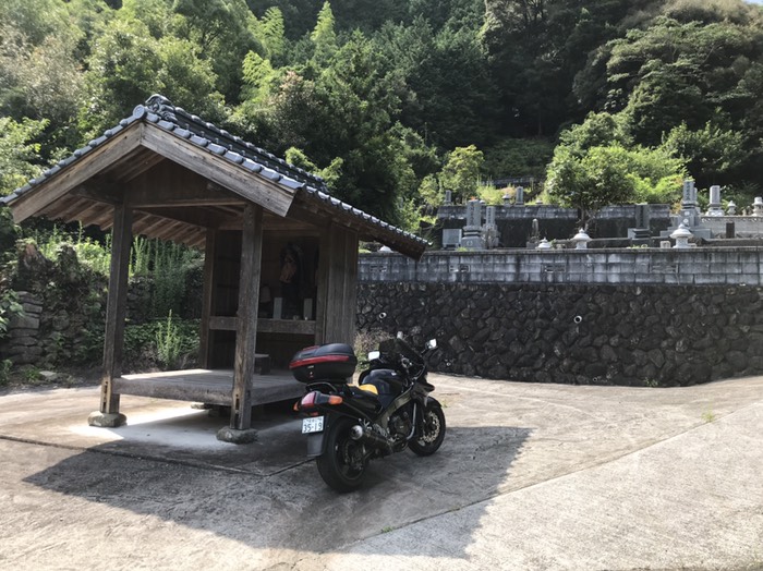 古用家の墓参り