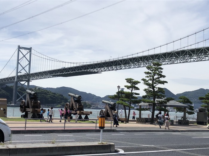 関門海峡と大砲