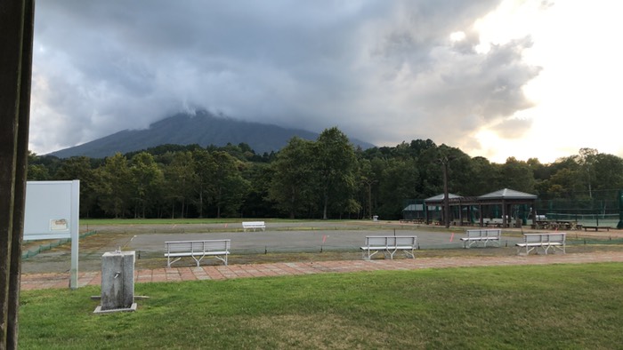 京極町『スリーユーキャンプ場』到着。