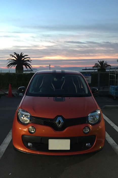 ノンビリしてたら空が明るくなってきました