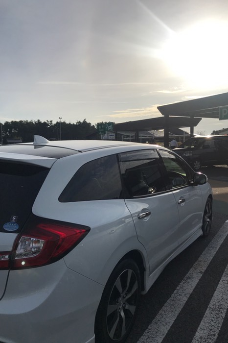 このSAは8時にならないとトイレ以外閉まってる