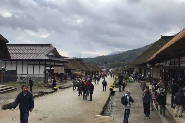 平日なのに人沢山