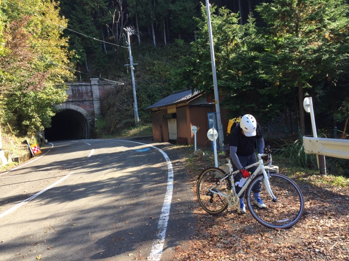賤ヶ岳のトンネル