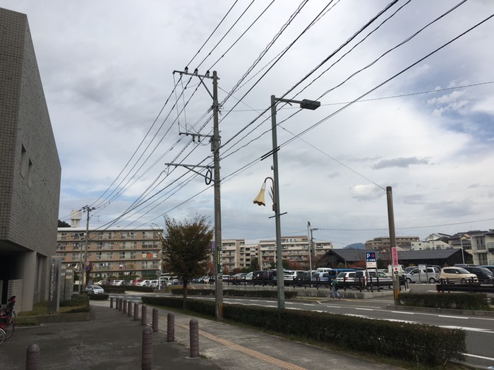 お天気はくもり