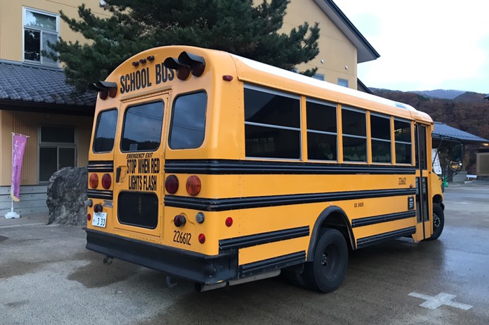 スクールバスのレプリカかと思ったら…