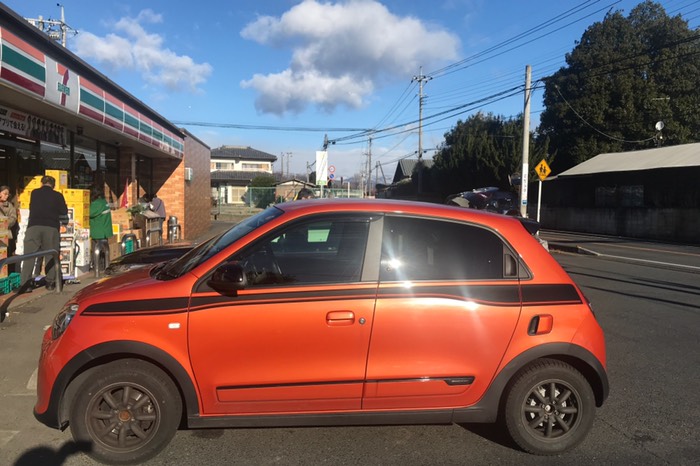 このセブンイレブン半分八百屋でした！