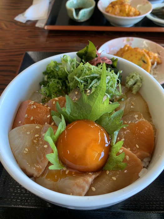 いとひら丼