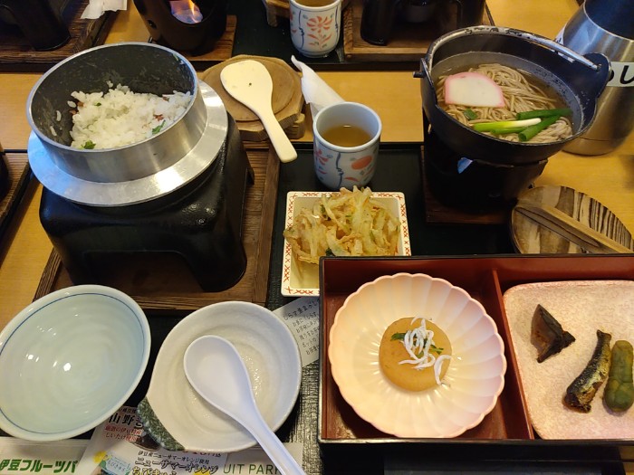 夕食  伊豆フルーツパーク