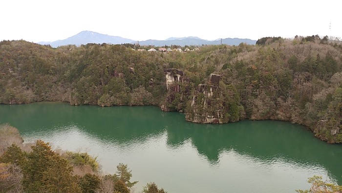 恵那峡と恵那山