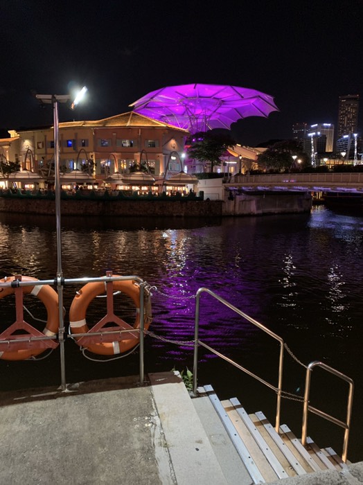 リバークルーズ