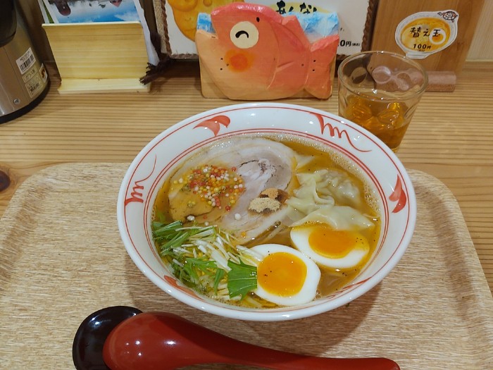 濃厚えびしおラーメン