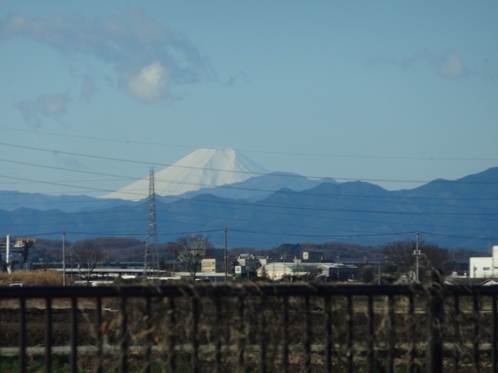 富士山はまだ真っ白！