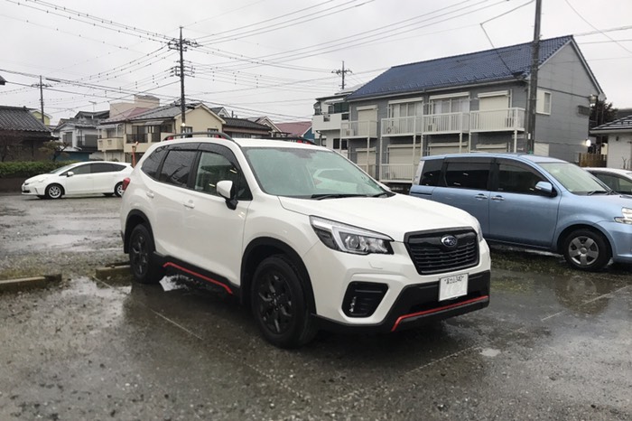 スバル フォレスター