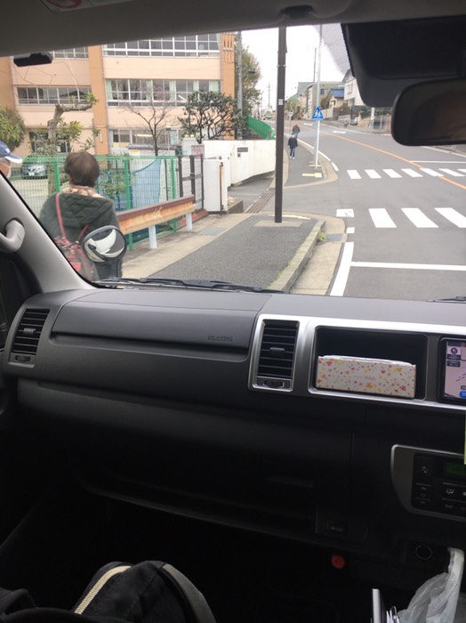 宮崎台小Uターンして止める