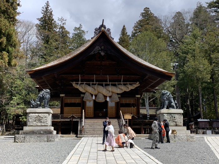 諏訪大社　下社秋宮