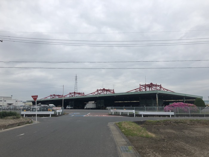 大屋根 地方卸売市場名古屋西流通センター