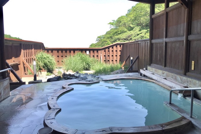 白くて硫黄臭い！サイコー！！