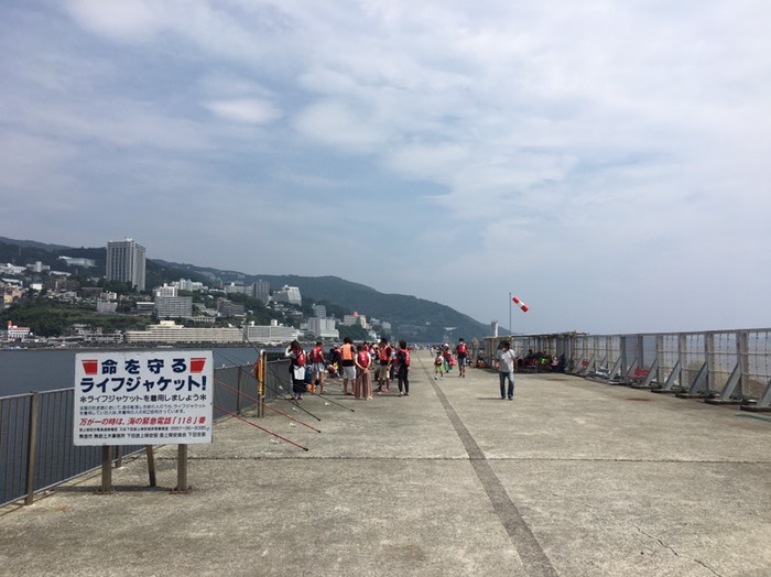 熱海港釣り施設