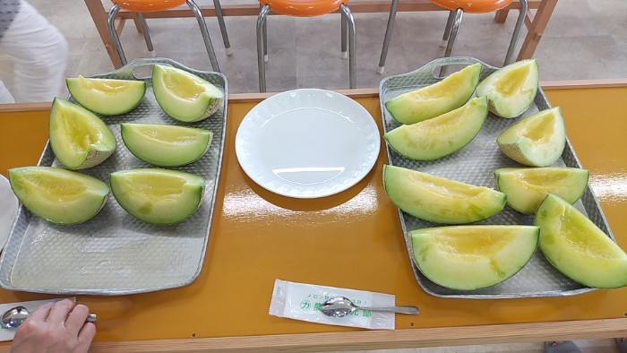 メロン食べ放題