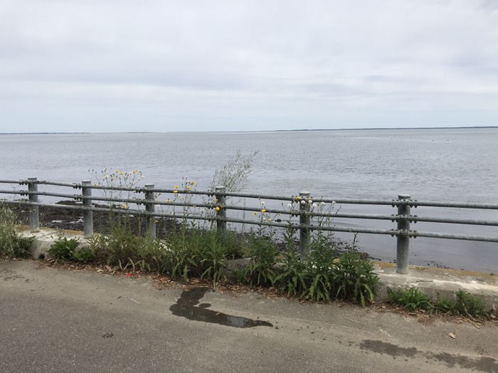 サロマ湖に向けて大量の放水