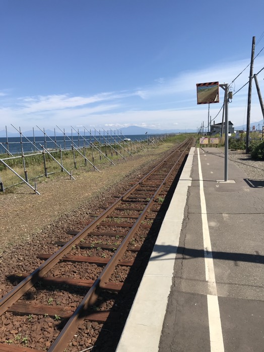 釧網本線　北浜駅ホームから斜里だけ