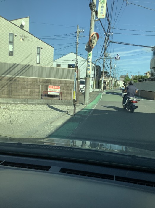 和泉児童館バス停前