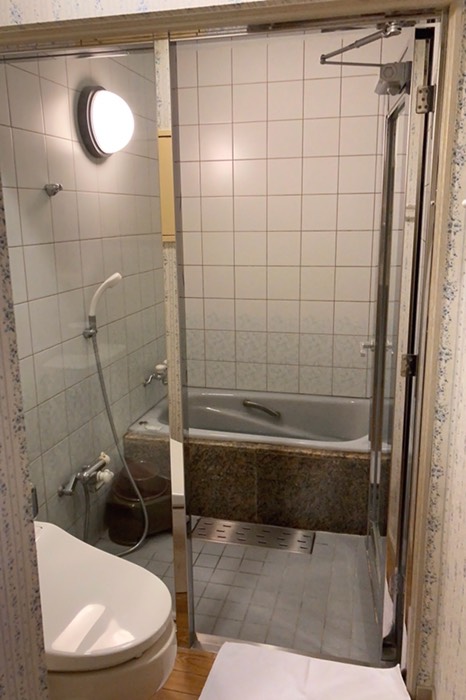 お風呂ガラス張り