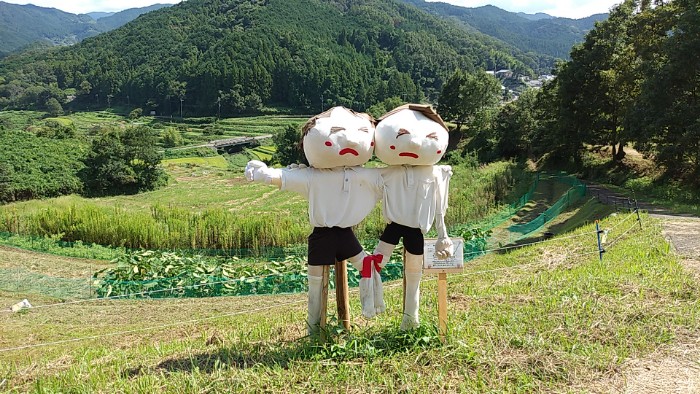 案山子 かかしロード