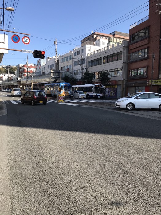 路面電車とバス