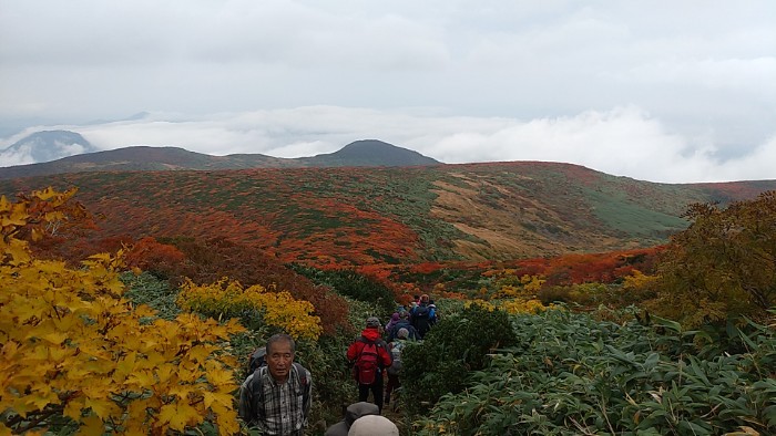 登山道 産沼コース