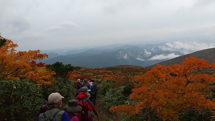 登山道 産沼コース