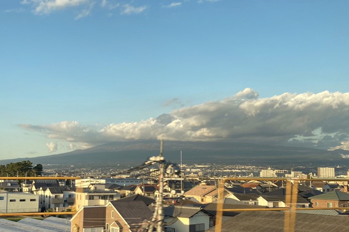富士山の頭見えた！