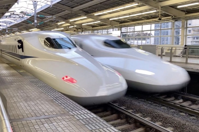 ここで新幹線は降ります