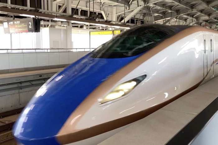 新幹線に乗ります！