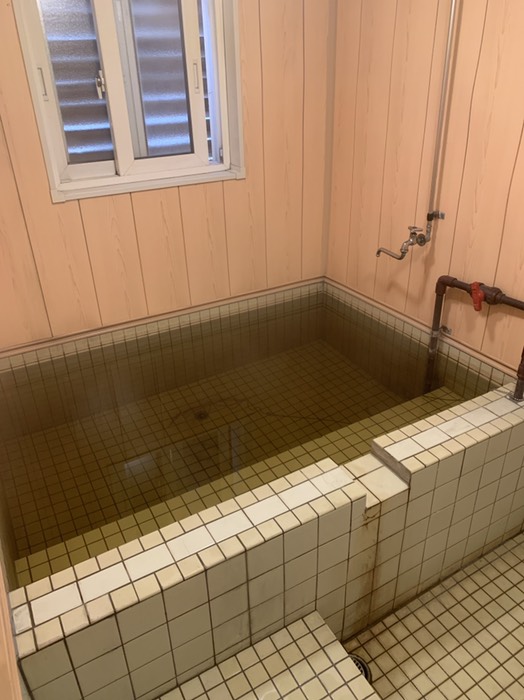 源泉掛け流し温泉付きコテージ