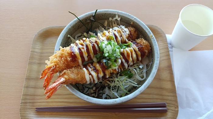 大エビフライ丼
