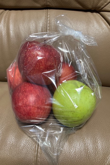 りんご買いました