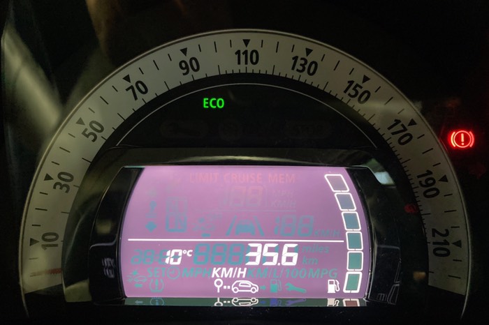 平均速度　35.6km/h