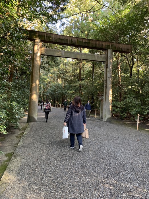 正面2個目の鳥居