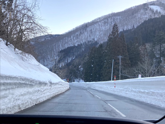 路面は除雪されていました