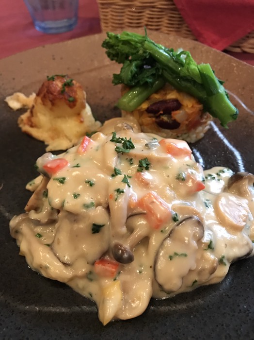 豚ヒレのベーコン巻き