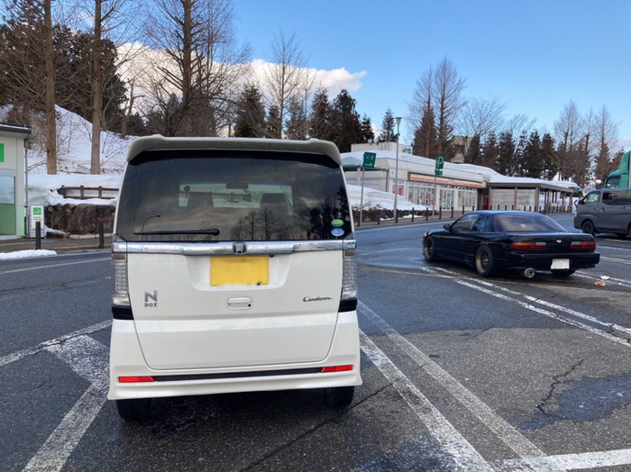 ここで朝食にしました