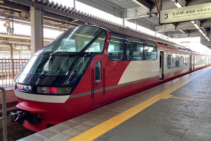 快速特急はｺｲﾂでした♪