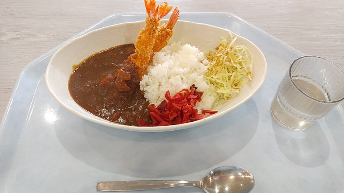 えびフライカレー センターハウスにて