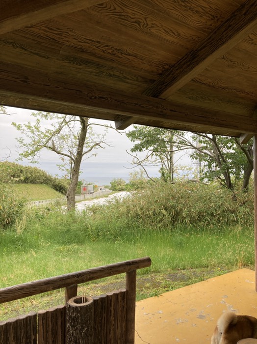 東屋から里海里山街道を眺む